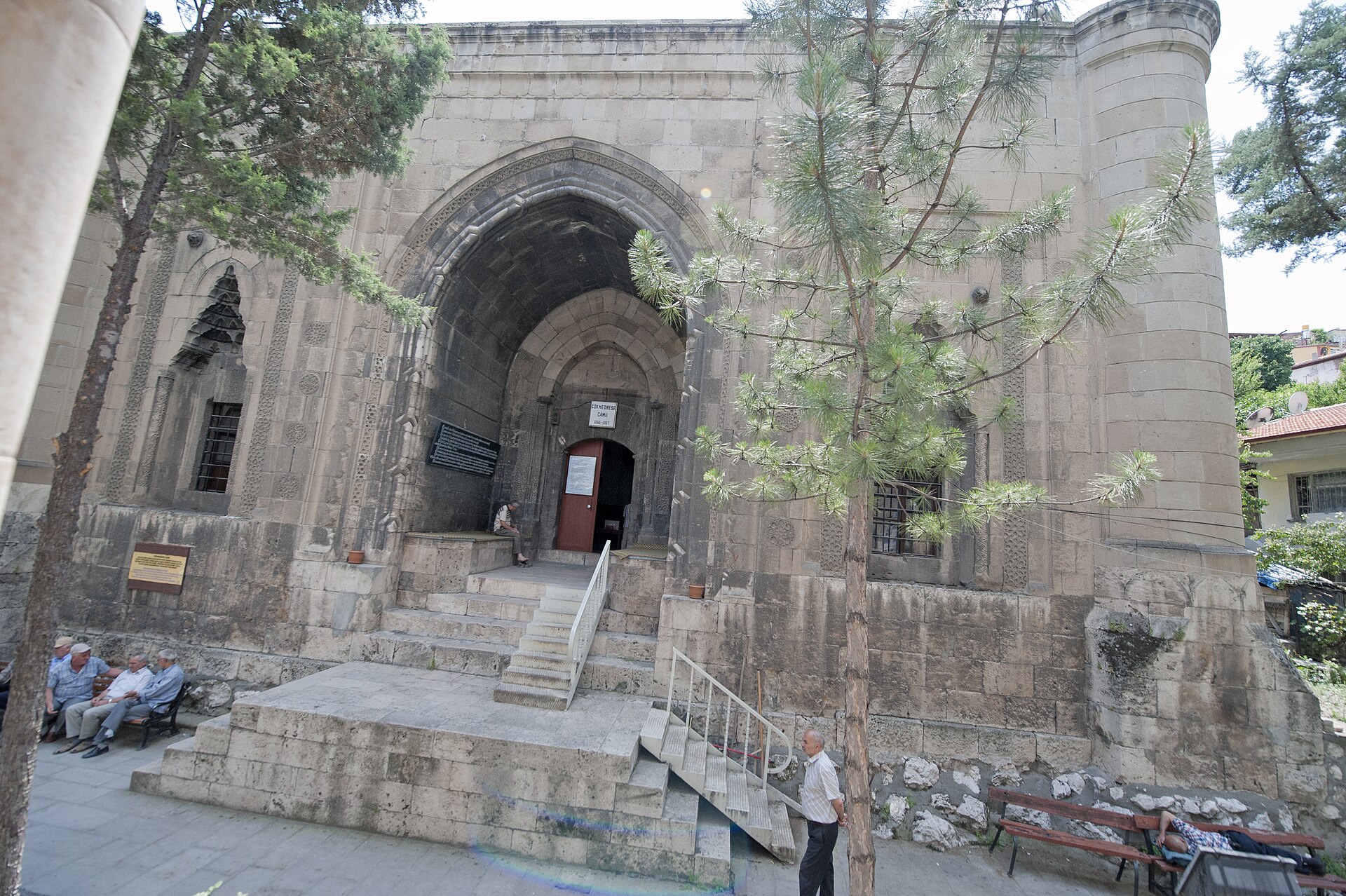 Amasya Gökmedrese complex Mosque exterior