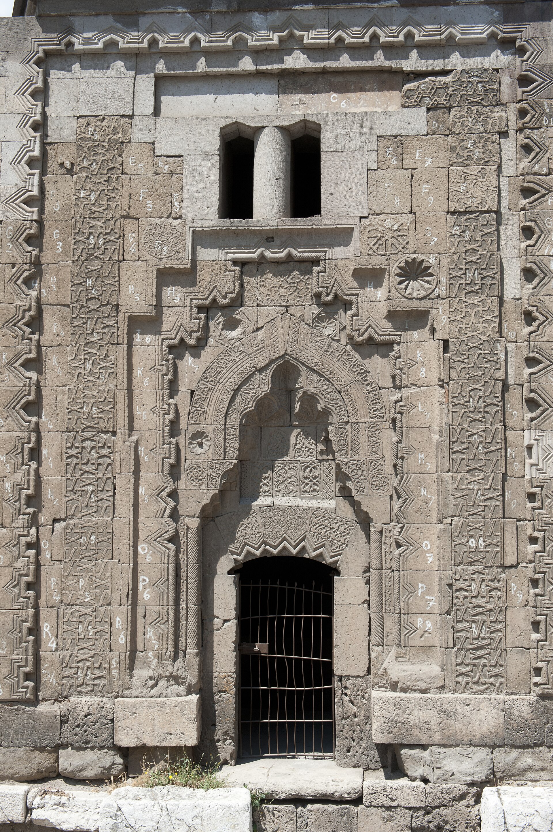 Huzûrî Mehmed Efendi: Türbede Ders Veren Edebiyat Hocası