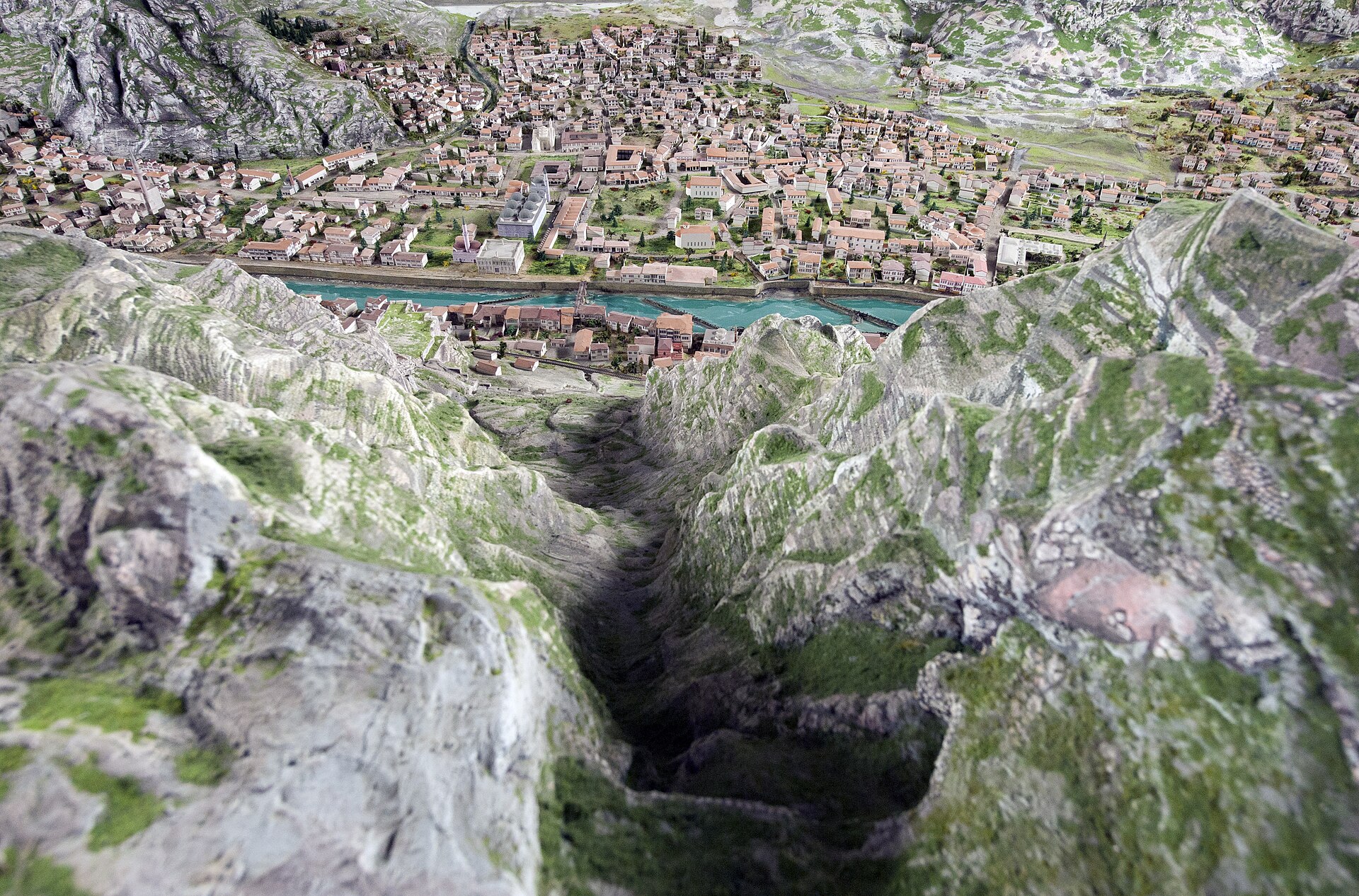 Amasya Bayezid II Mosque Maquette of town 7610