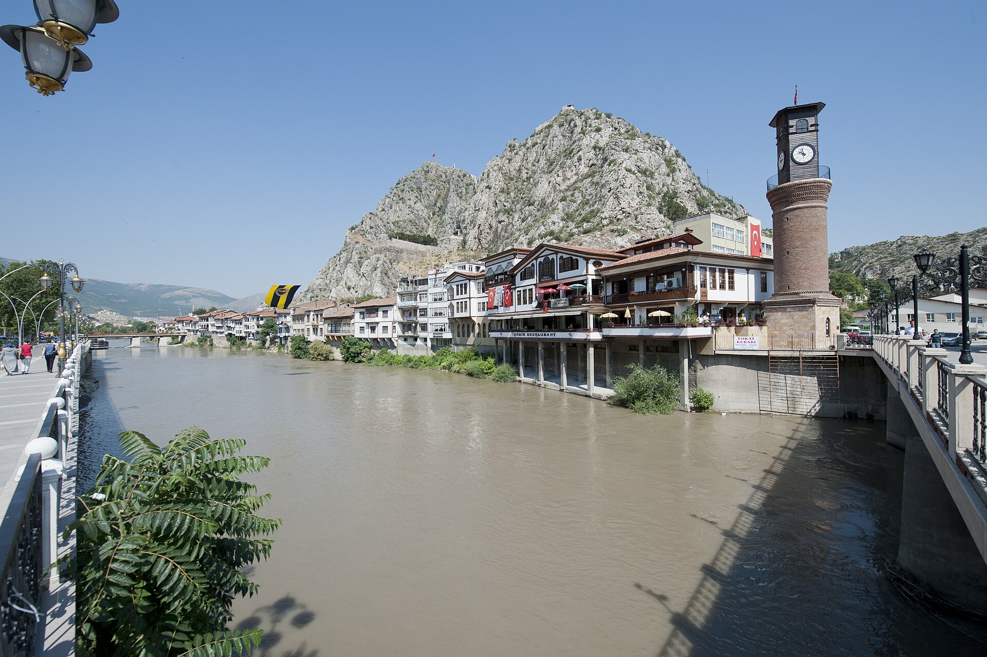 Amasya Yeşilmak from Hükümet Bridge to west