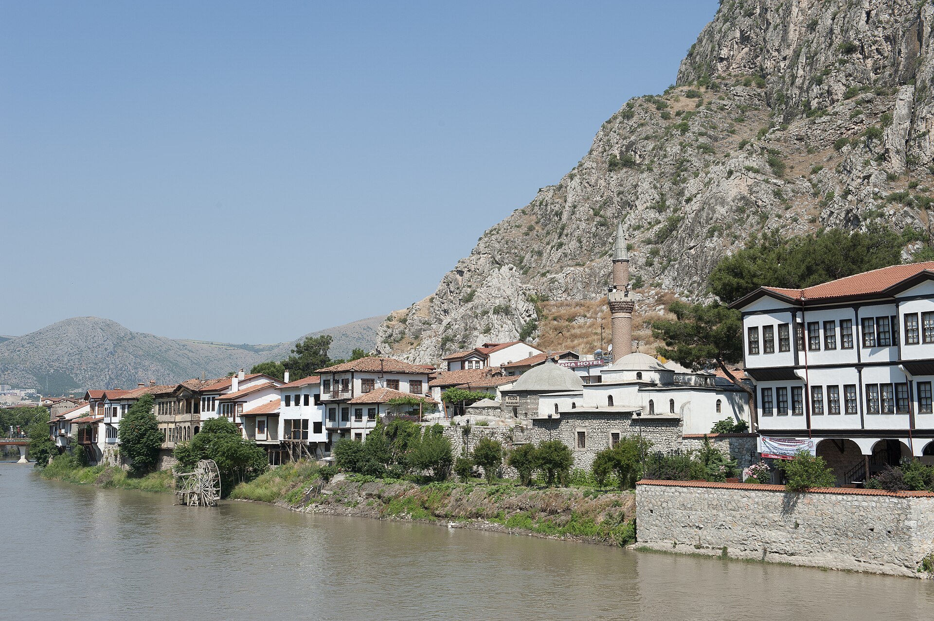 Amasya Yeşilmak Yıldız Hamamı and Hattuniye Mosque