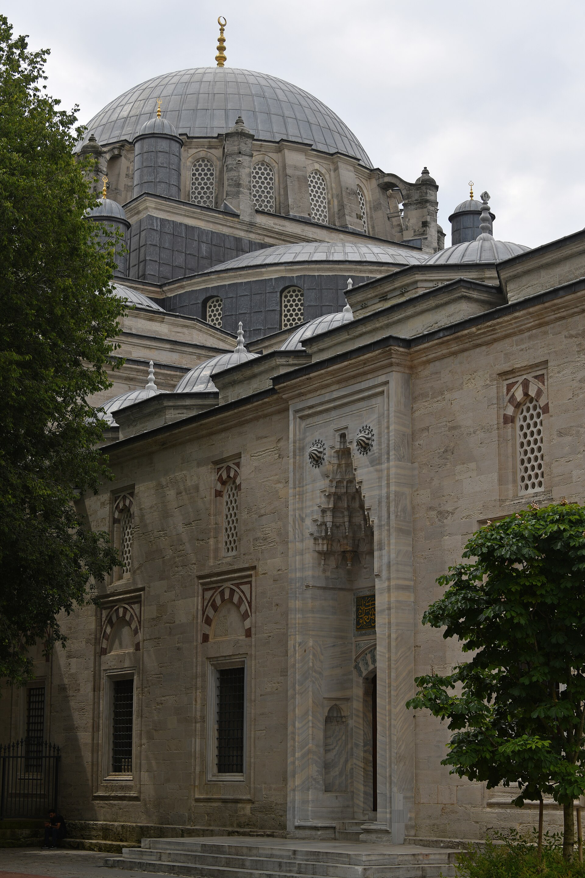 Bayezid II Mosque NE exterior side and entrance in 2024
