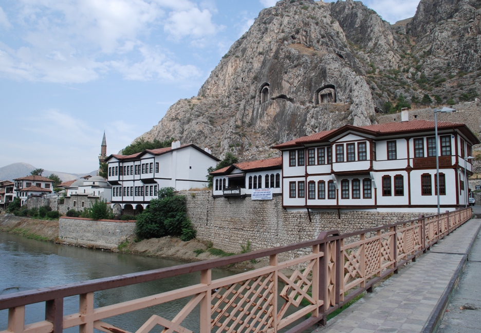 Sürûrî Osman Efendi: Üçler Mahallesi'nden Şair Kadı