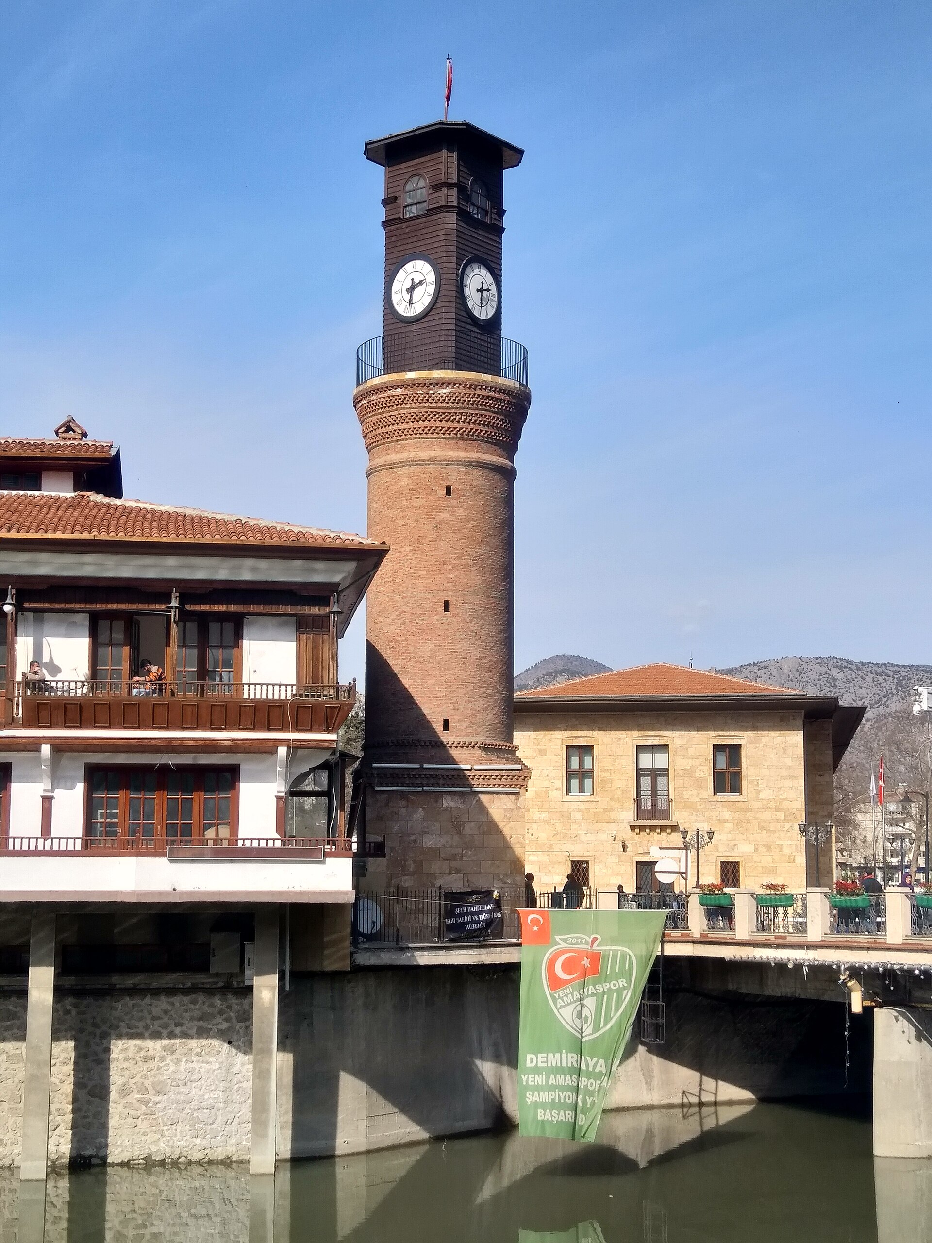 Sâtı' Mustafa Efendi (Sâ'atcizâde): Saatçi Ailesinden Müderris Şair