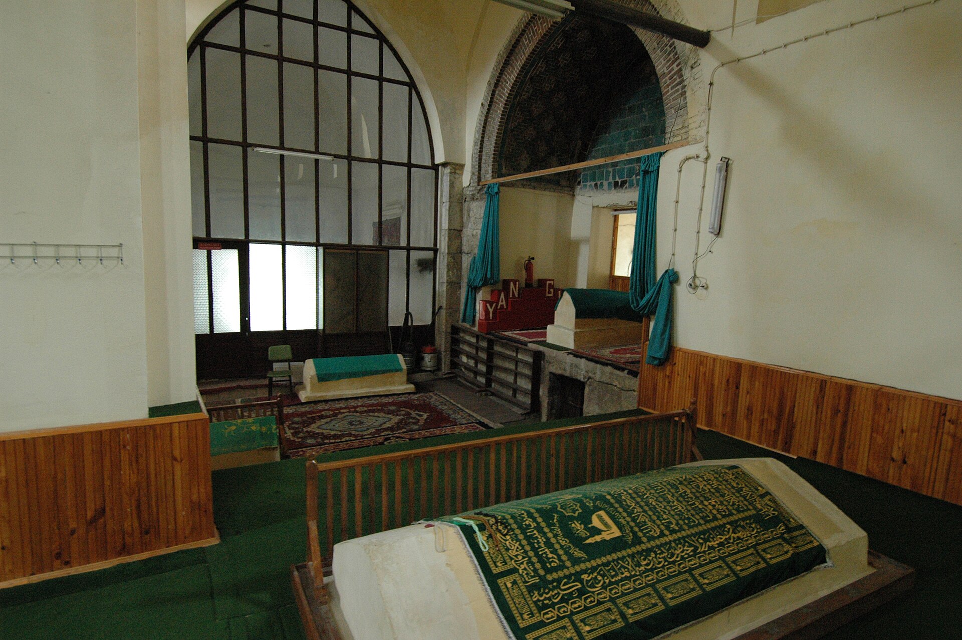 Kemalpaşazâde: Scholar-Poet and His Disputed Link with Amasya
