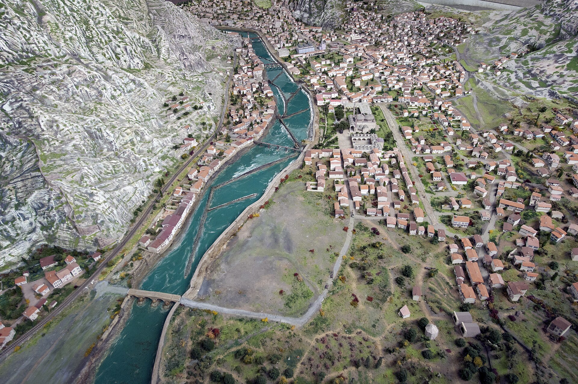 Amasya Divan Şairleri ve Edebî Muhiti