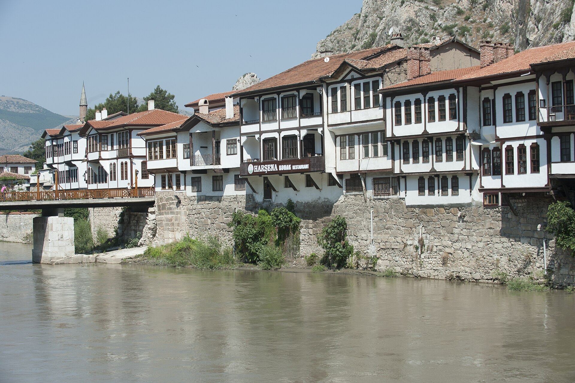 Amasya Yeşilmak Alcak Bridge from east