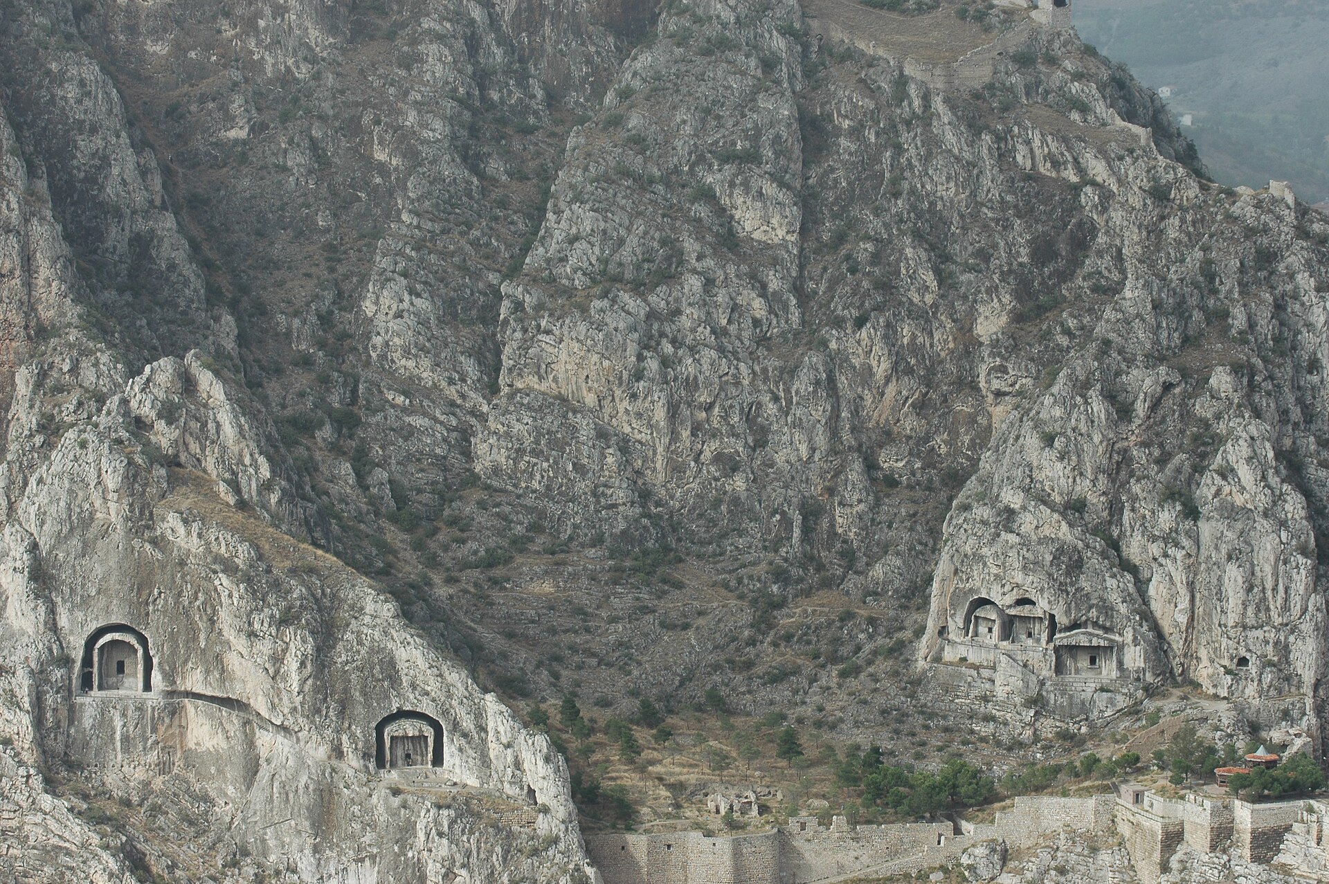 Amasya Helle (Herle) Çorbası: Un, Tereyağı ve Pirinçle Yapılan Yöre Çorbası