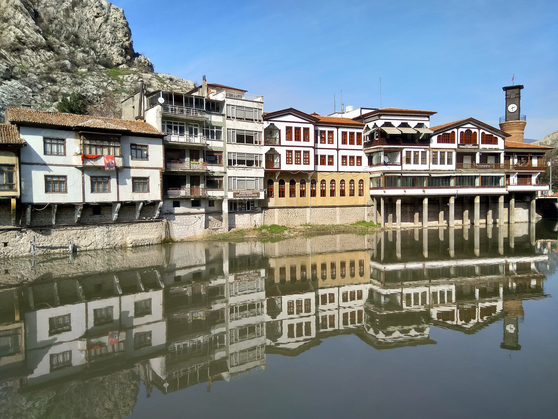 Fethiye Mahallesi: Kiliseden Camiye Dönen Bir Amasya Mahallesi