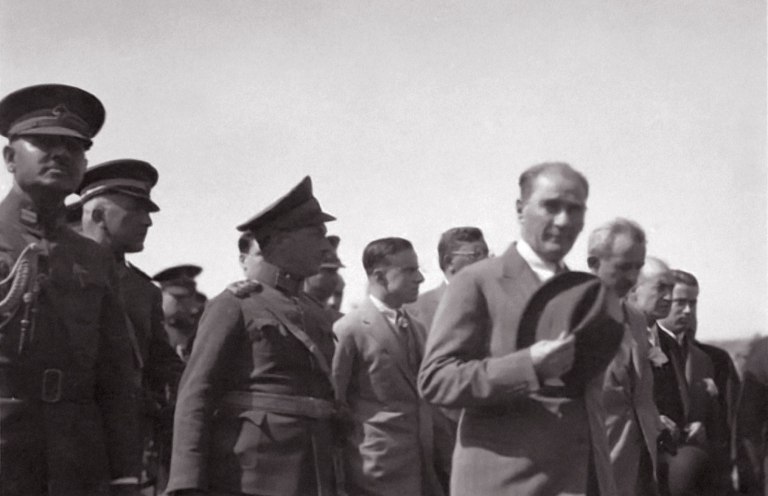 Bir Defim Var Deriden: Amasya Türküsü