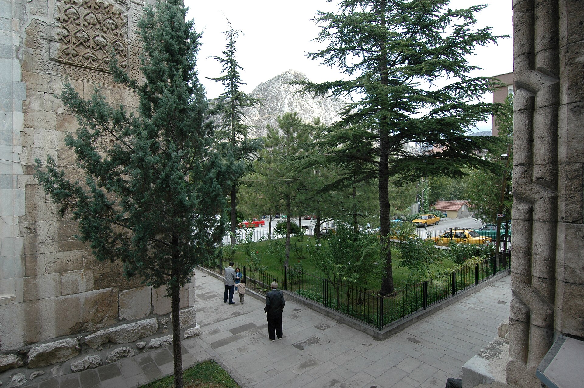 Amasya Gökmedrese complex Mosque exterior