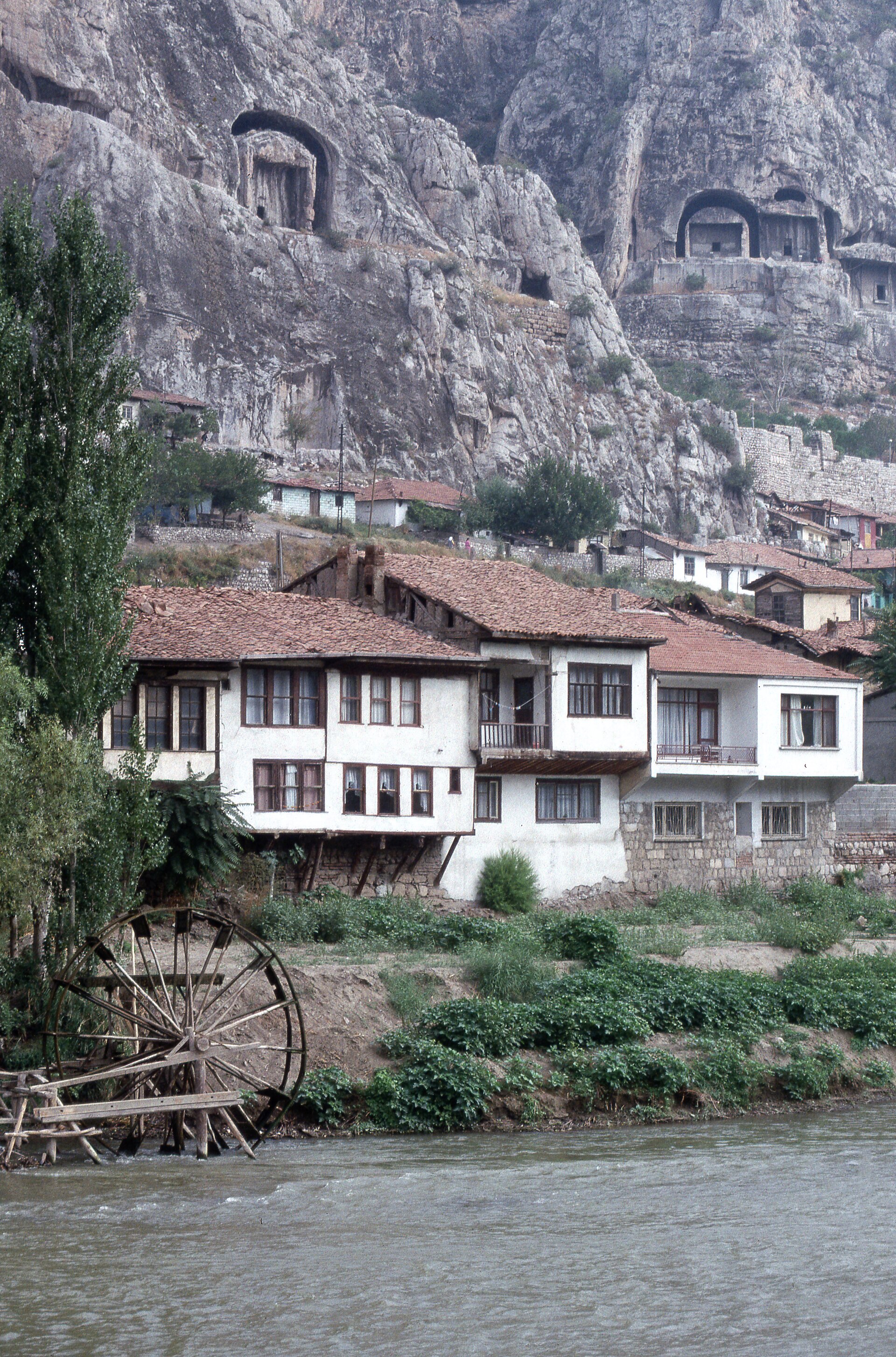 Sîmî Ahmed Çelebi: Gümüşlüzâdelerden Hattat ve Şair