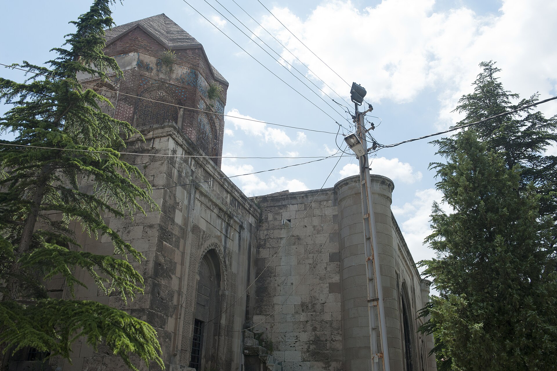 Amasya Gökmedrese complex Mosque exterior