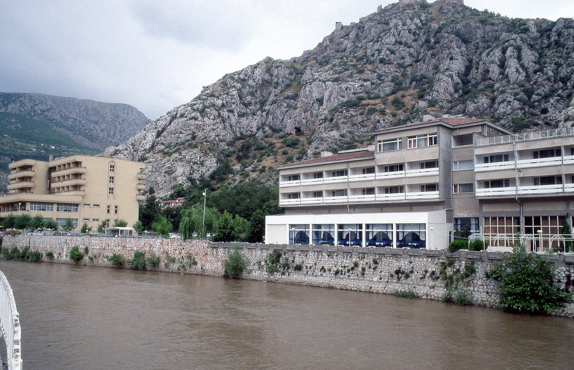 Amasya Yeşilmak near Büyük Amasya Oteli