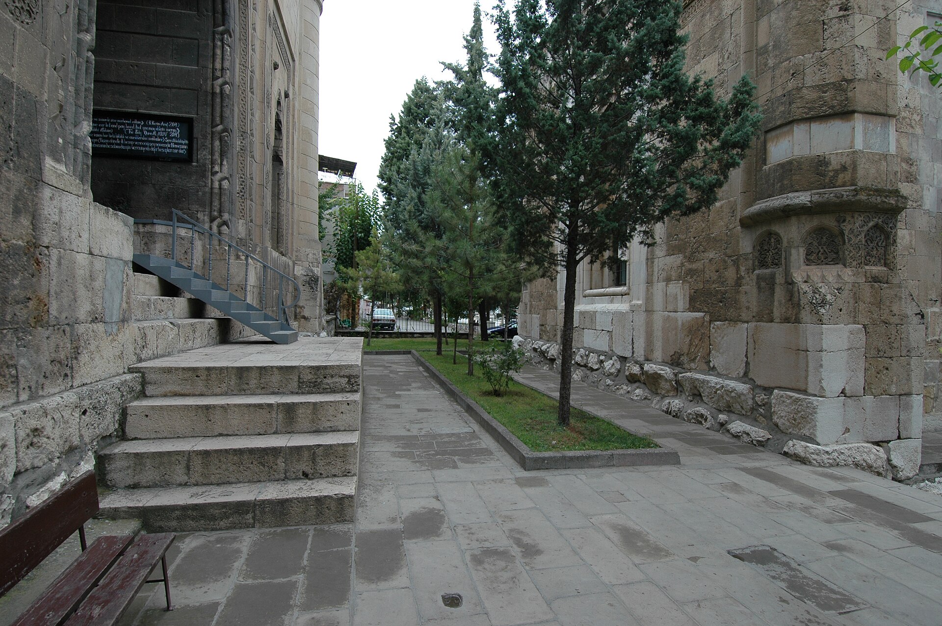 Amasya Gökmedrese complex Mosque exterior