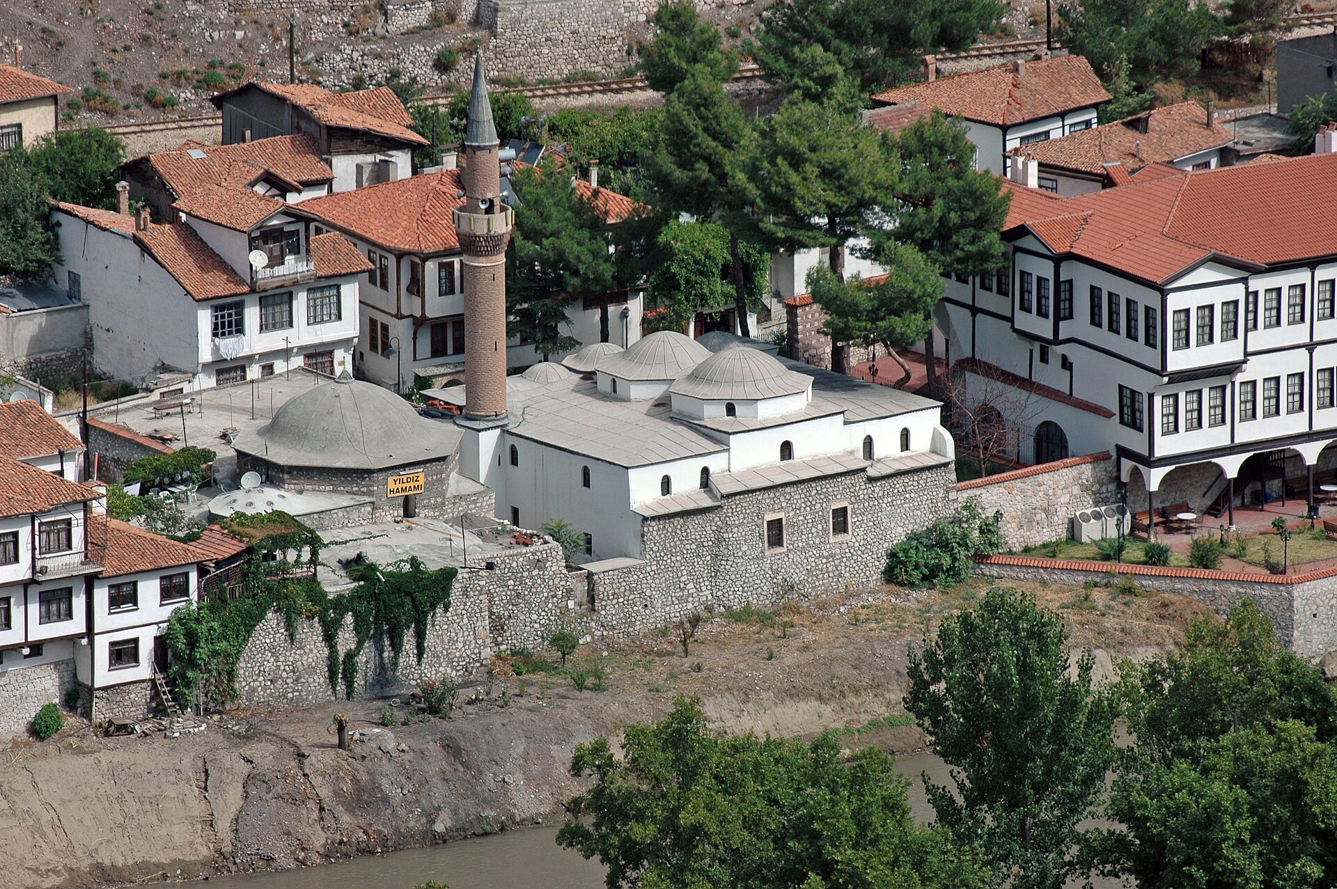 Rahîmî Abdurrahîm Efendi: Amasya'dan Bursa'ya Bir Hattat Şair