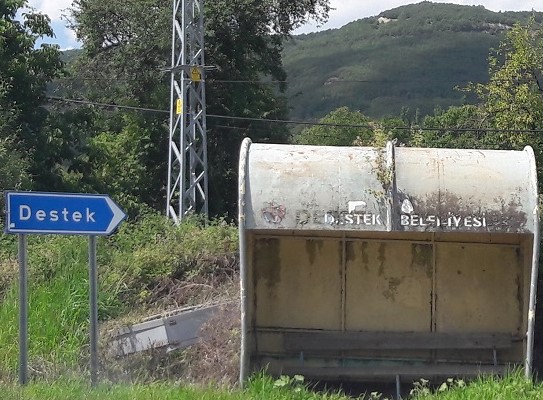 Destek, Taşova tabela