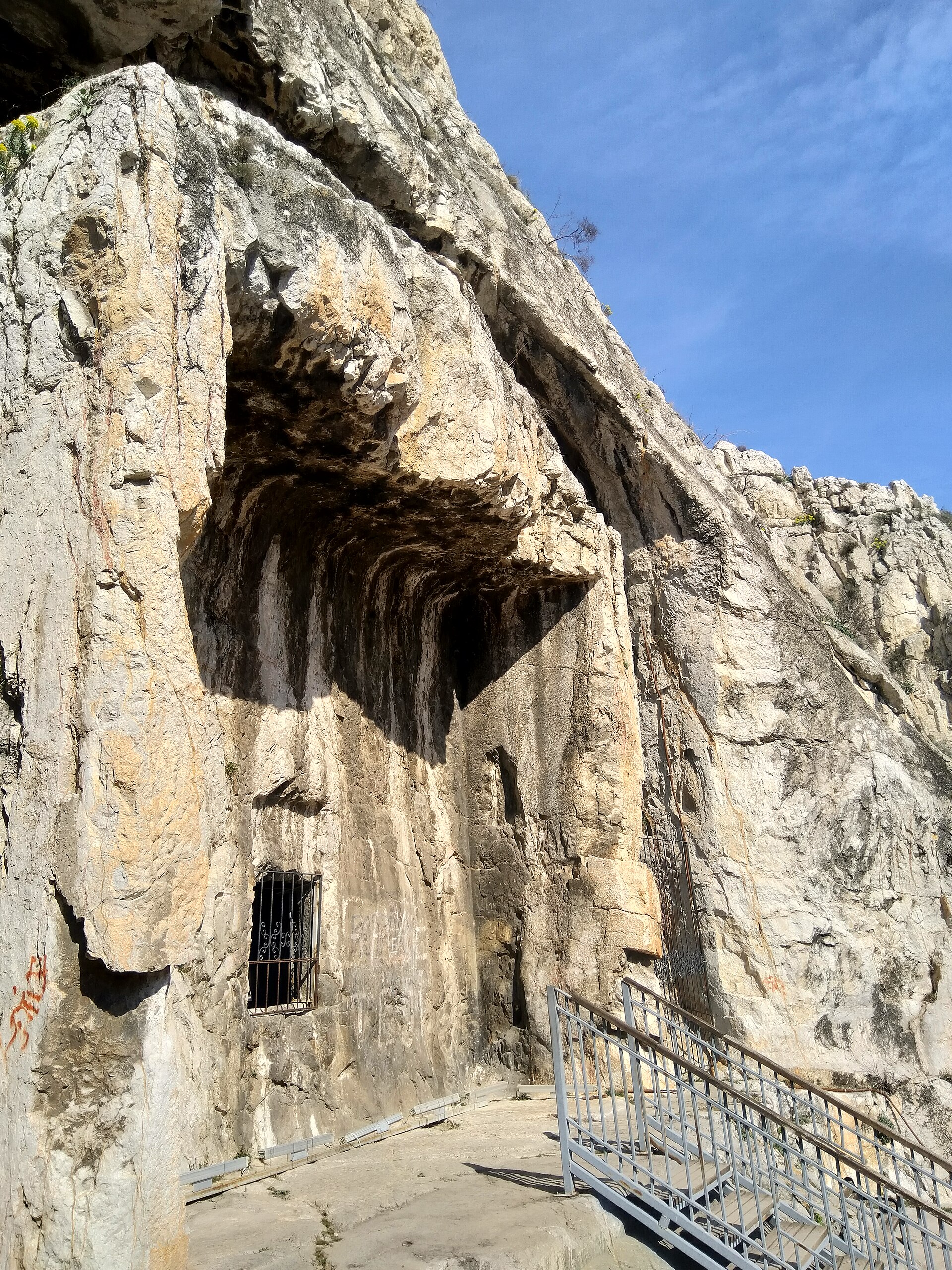 III. Mithridatis'in mezarı