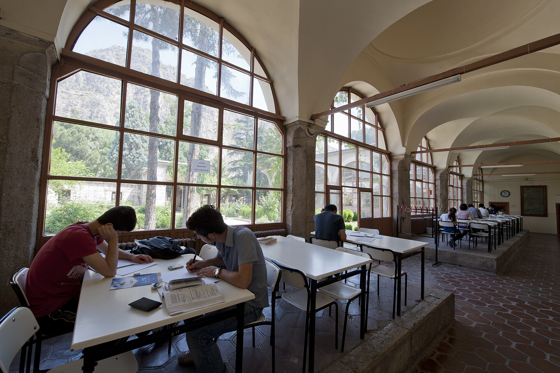 Ca'fer Efendi: Zaralı Müfessir, Kadı ve Şair
