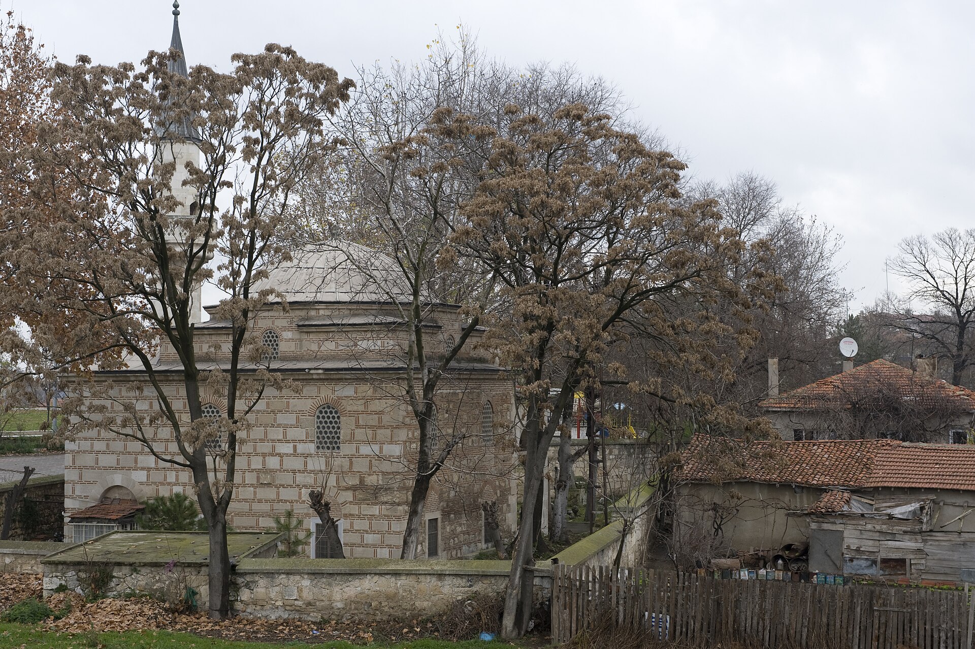 Şah Melek mosque