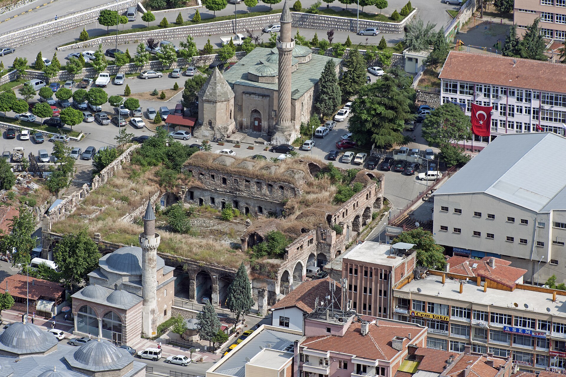 Amasya'nın Nüfusu ve Kentleşmesi: Yirminci Yüzyılda Sayımlar, Göç ve Vadi