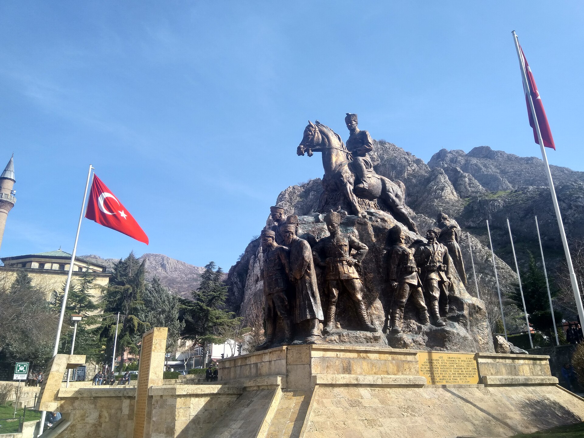 Amasya Tamimi Anıtı
