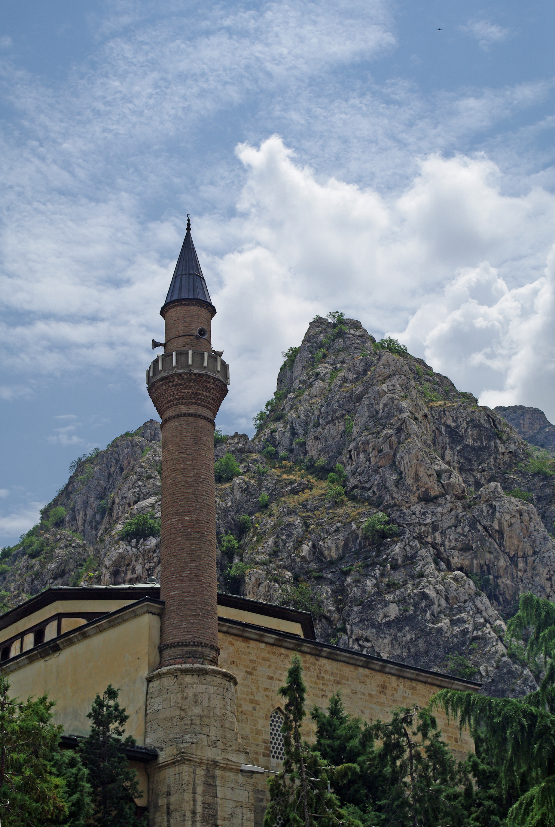 Çeşmî Mehmed Çelebi: Şehzade Ahmed'in Divan Kâtibi Şair